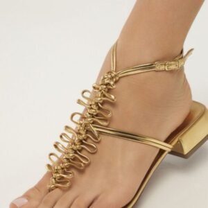 Sandália Tiras Trançadas